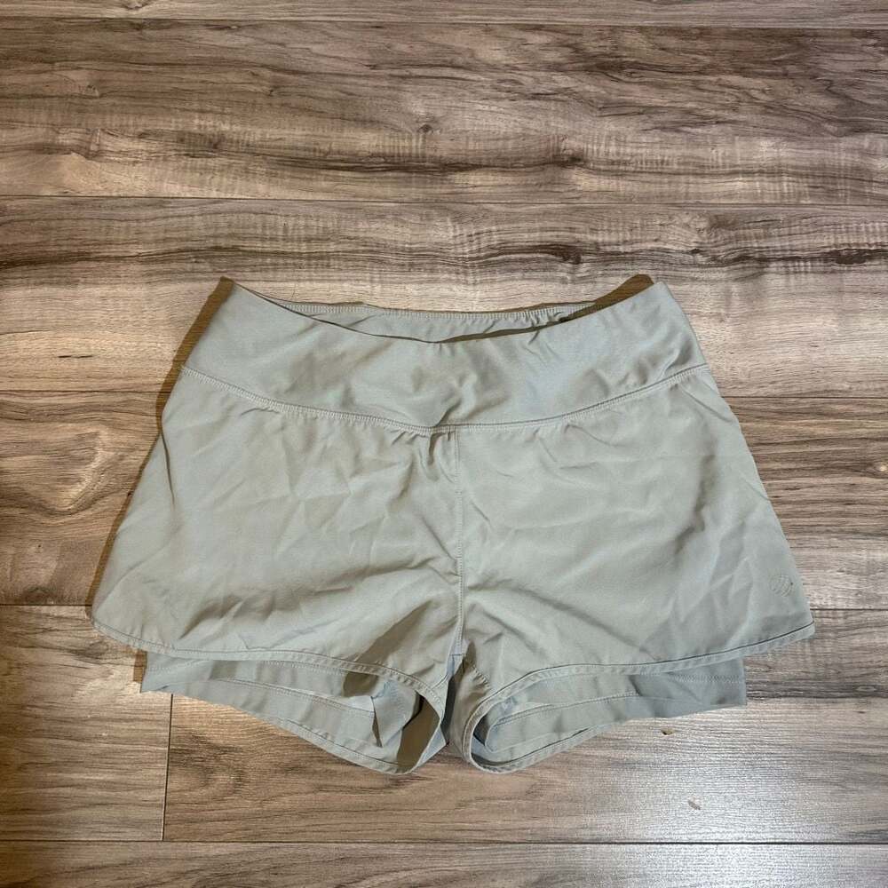 MPG Sport Women's Athletic Running Shorts with Back Zipper Pocket Size Small